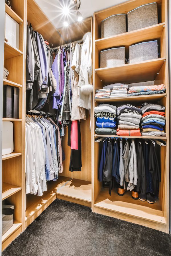Organizing Closet Space